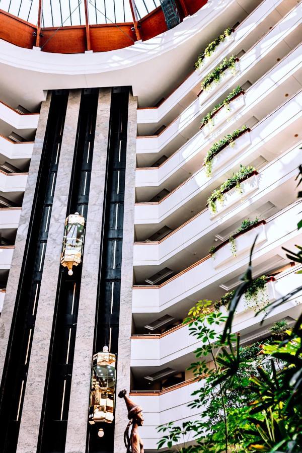 אלמטי Rahat Palace Hotel מראה חיצוני תמונה
